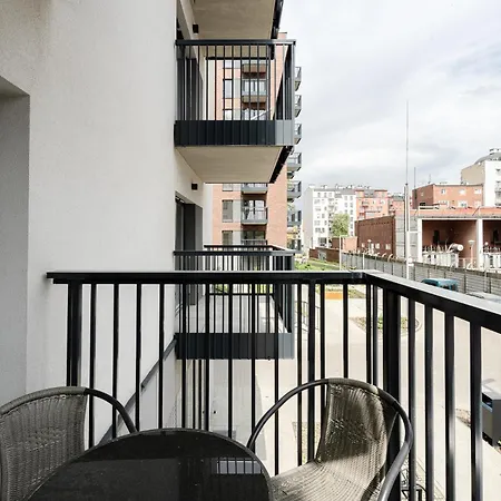 Lejlighed Rentplanet - Apartament Madalinskiego