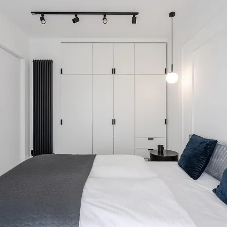 Rentplanet - Apartament Madalinskiego Wroclaw